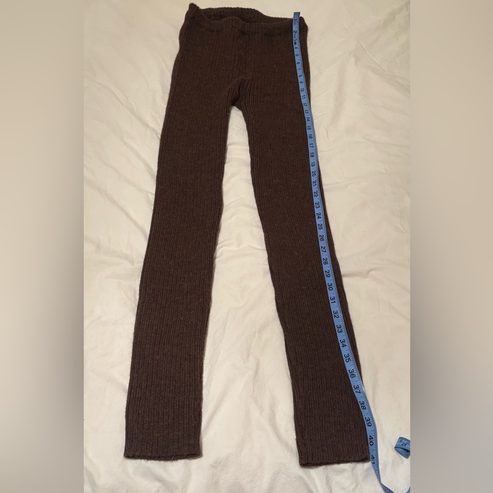 Alpaca Knit Leggings in Coffee - Picture 9 of 11